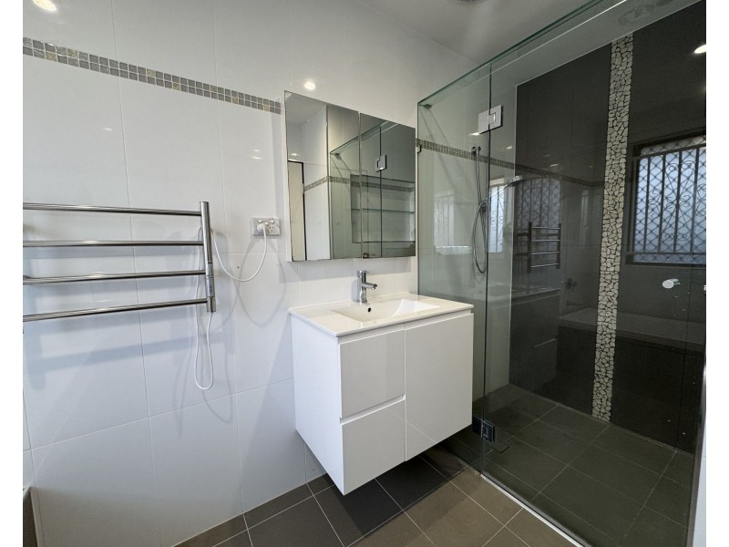 39 Springfield Crescent, Daisy Hill QLD 4127