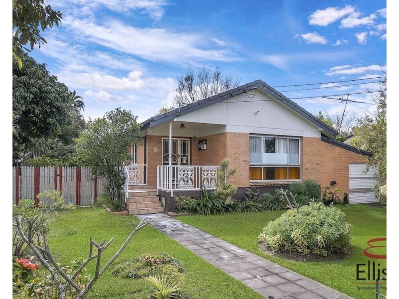 8 FADDEN STREET, Acacia Ridge QLD 4110