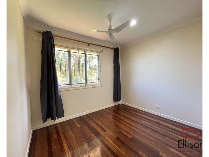 8 FADDEN STREET, Acacia Ridge QLD 4110