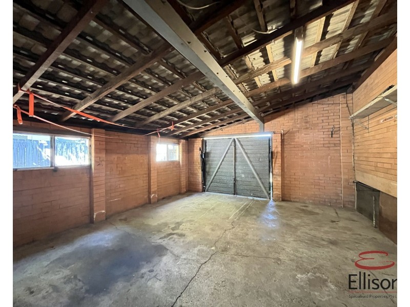 8 FADDEN STREET, Acacia Ridge QLD 4110