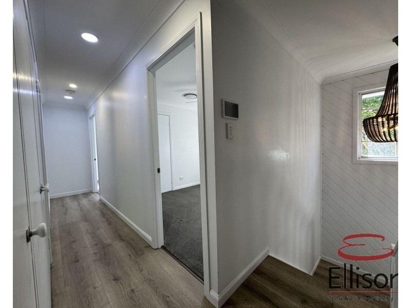 27 TINGI AVENUE, Tanah Merah QLD 4128