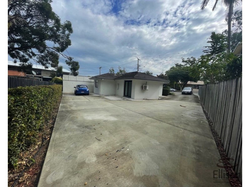 37 Vanessa Boulevard, Springwood QLD 4127