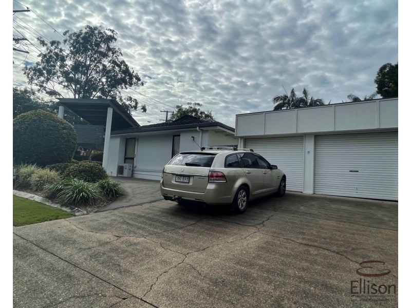 37 Vanessa Boulevard, Springwood QLD 4127