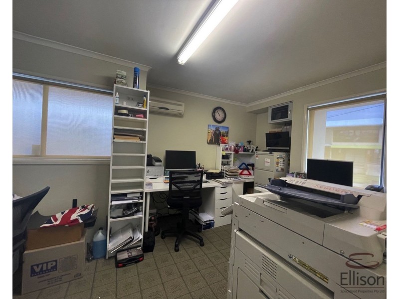 37 Vanessa Boulevard, Springwood QLD 4127