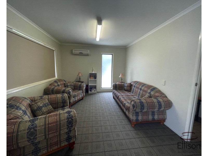 37 Vanessa Boulevard, Springwood QLD 4127