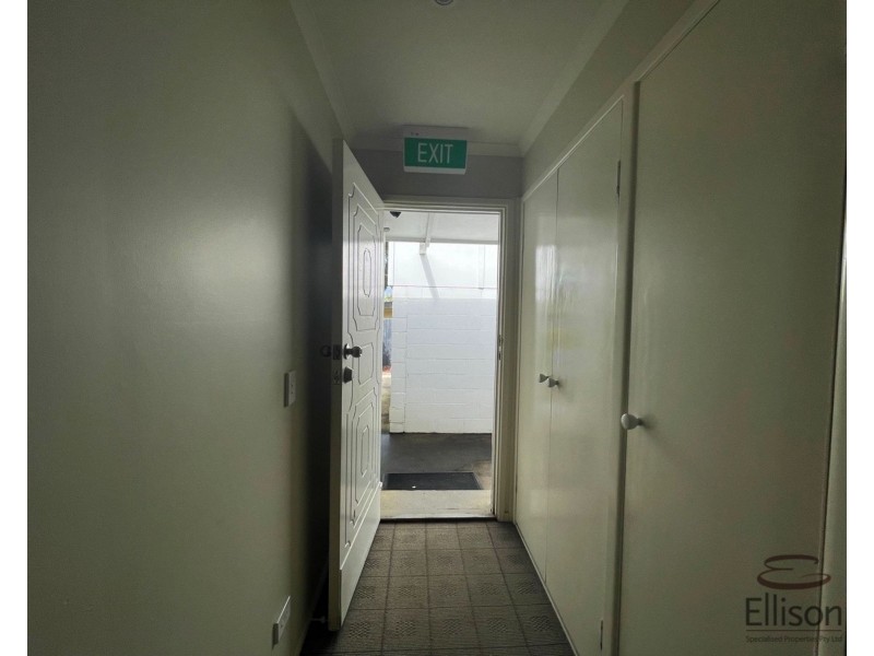 37 Vanessa Boulevard, Springwood QLD 4127