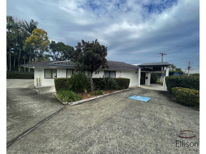 37 Vanessa Boulevard, Springwood QLD 4127