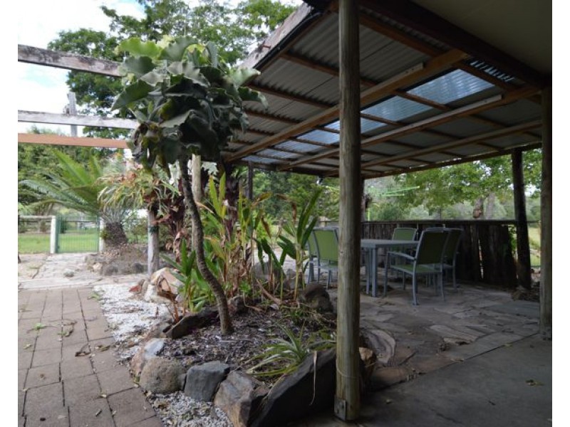 325 Hotham Creek Road, Willow Vale QLD 4209