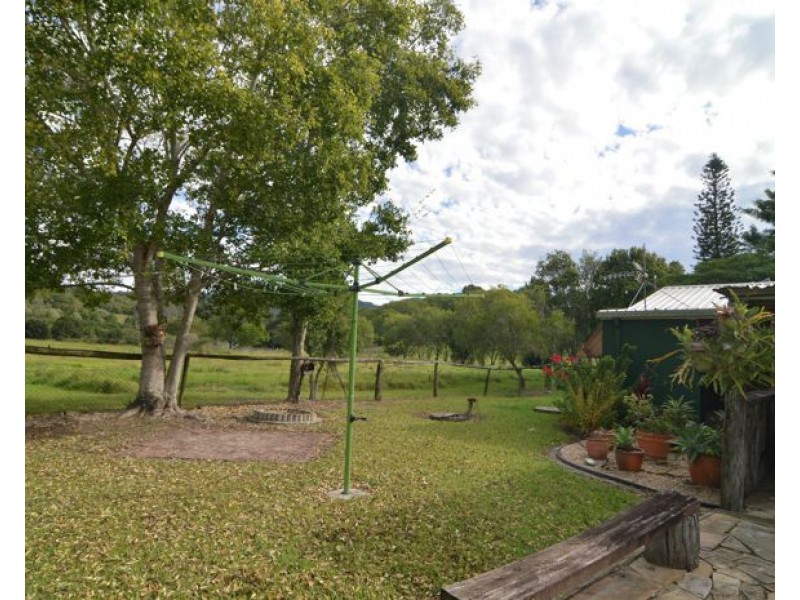 325 Hotham Creek Road, Willow Vale QLD 4209