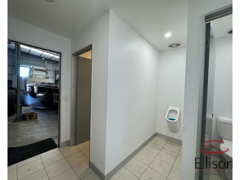 26 Central Court, Hillcrest QLD 4118