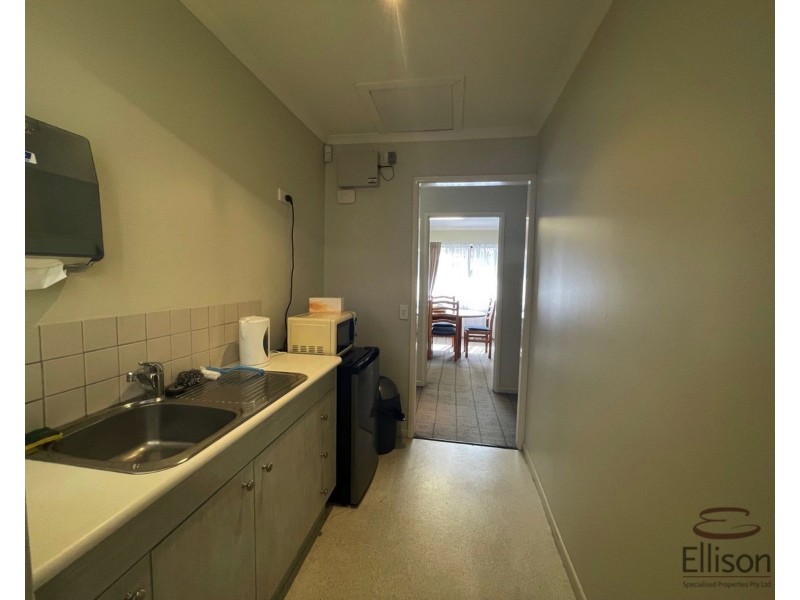 37 Vanessa Boulevard, Springwood QLD 4127