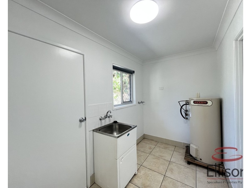 29 SPRINGFIELD CRECENT, Daisy Hill QLD 4127
