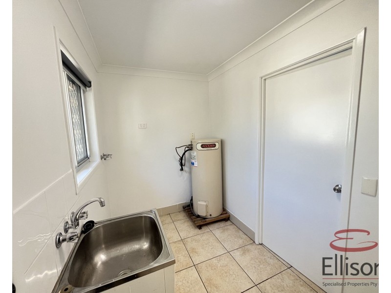 29 SPRINGFIELD CRECENT, Daisy Hill QLD 4127