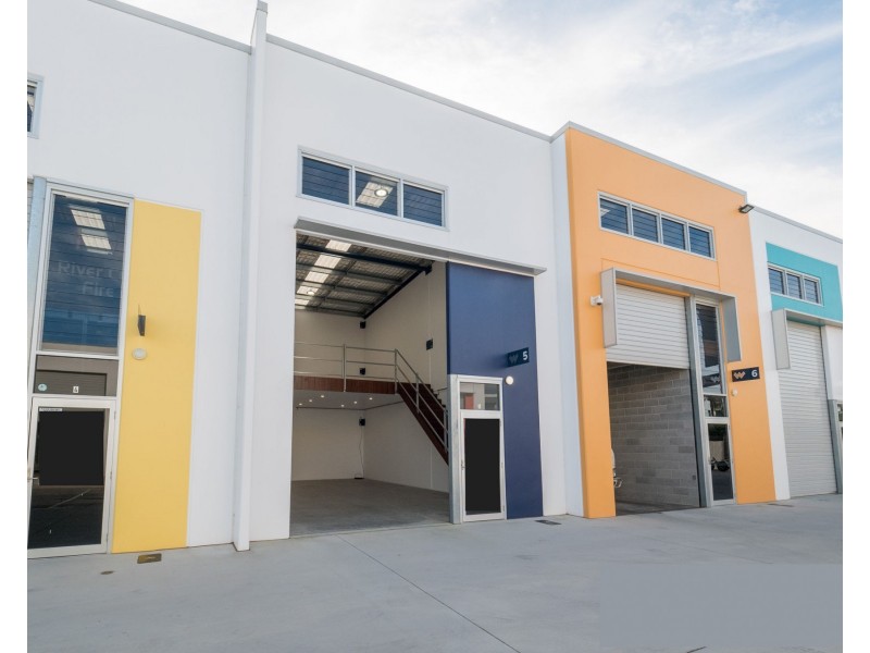 5/51 Industry Place, Wynnum QLD 4178