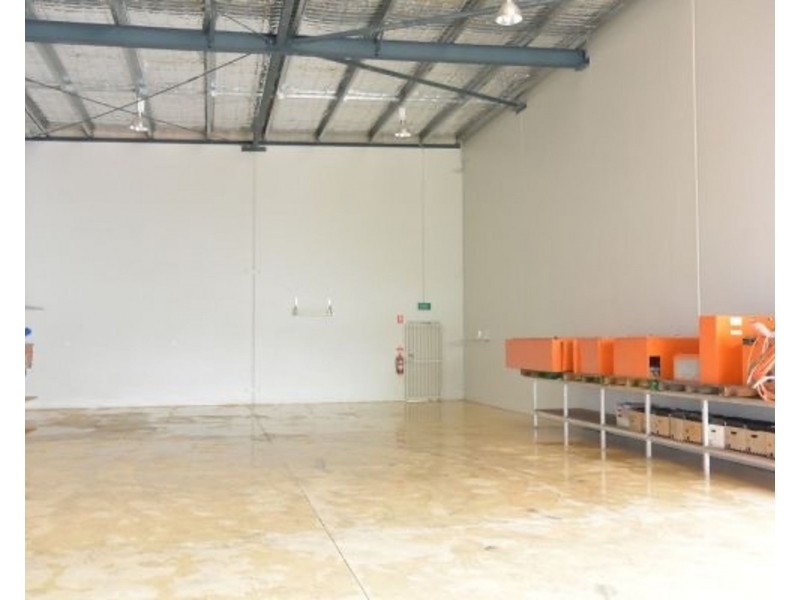 1/8 Flint Court, Varsity Lakes QLD 4227