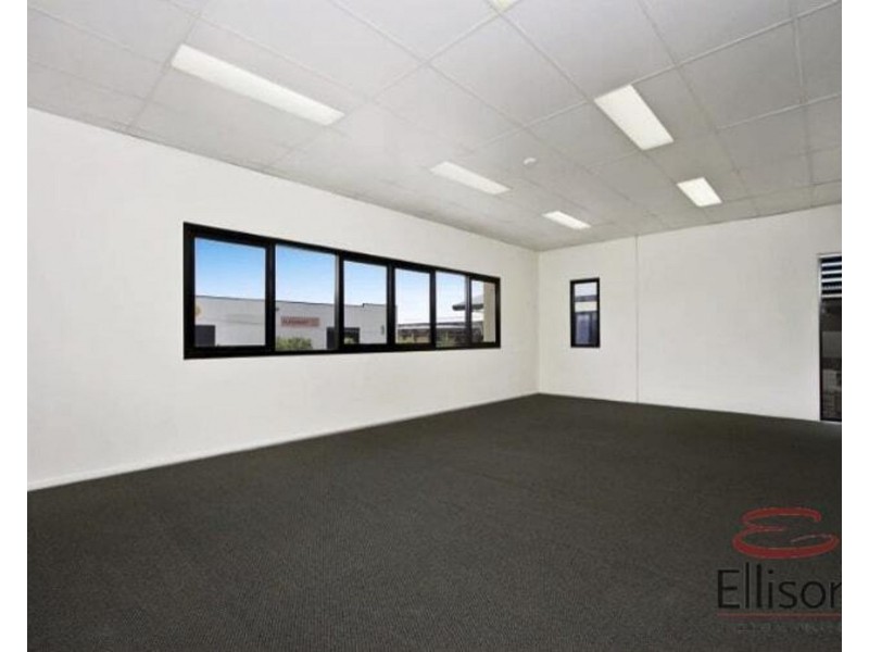 4/33 MEAKIN ROAD, Meadowbrook QLD 4131
