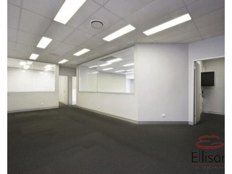 4/33 MEAKIN ROAD, Meadowbrook QLD 4131