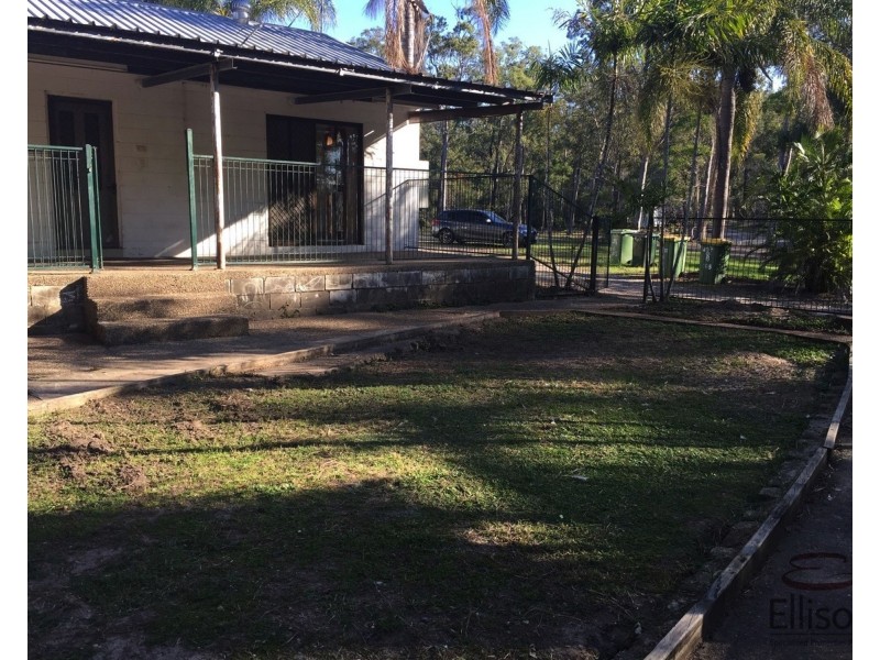 108 Rotary Park Road, Alberton QLD 4207