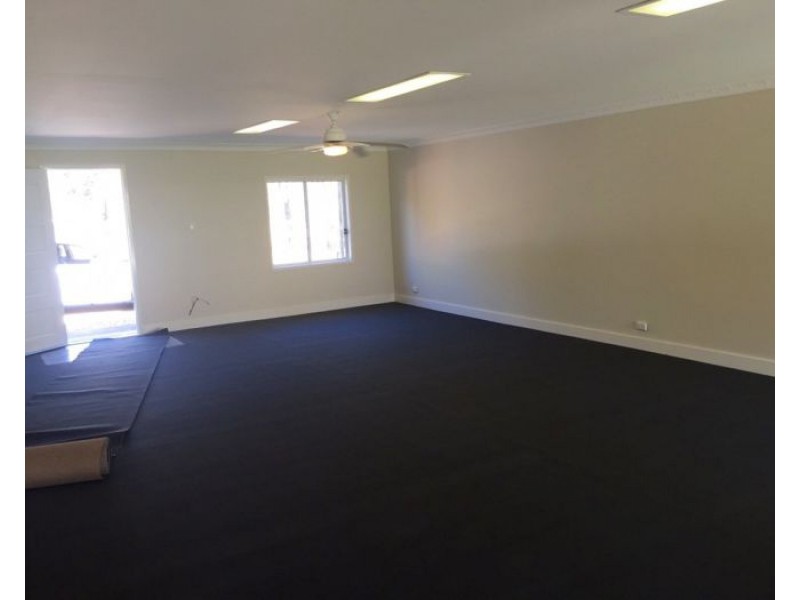 108 Rotary Park Road, Alberton QLD 4207