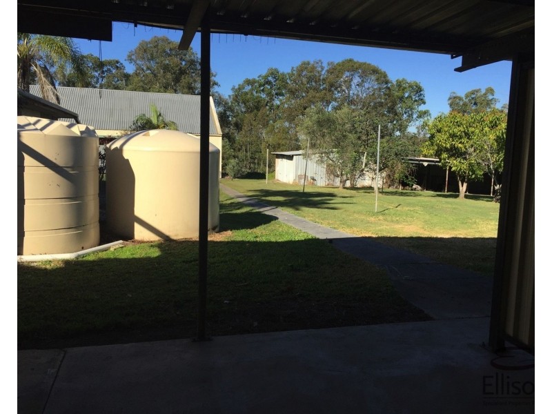 108 Rotary Park Road, Alberton QLD 4207