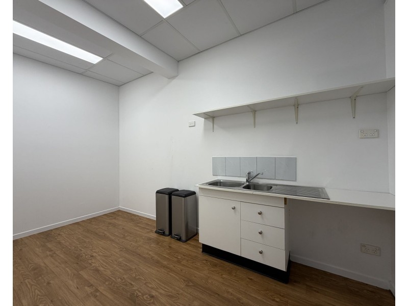 Suite 8 West 2 Fortune Street, Coomera QLD 4209