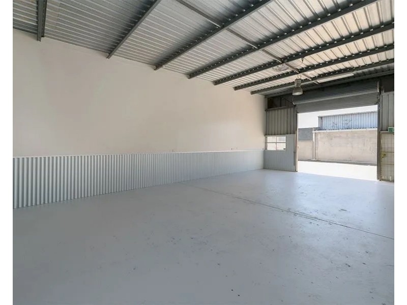 4/4 Lochlarney Street, Beenleigh QLD 4207