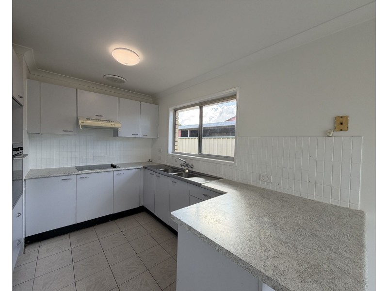 44 Springfield Crescent, Daisy Hill QLD 4127