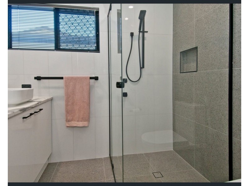 2 Lindy Street, Beenleigh QLD 4207