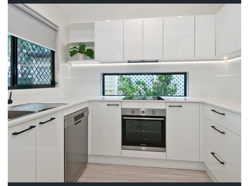 2 Lindy Street, Beenleigh QLD 4207