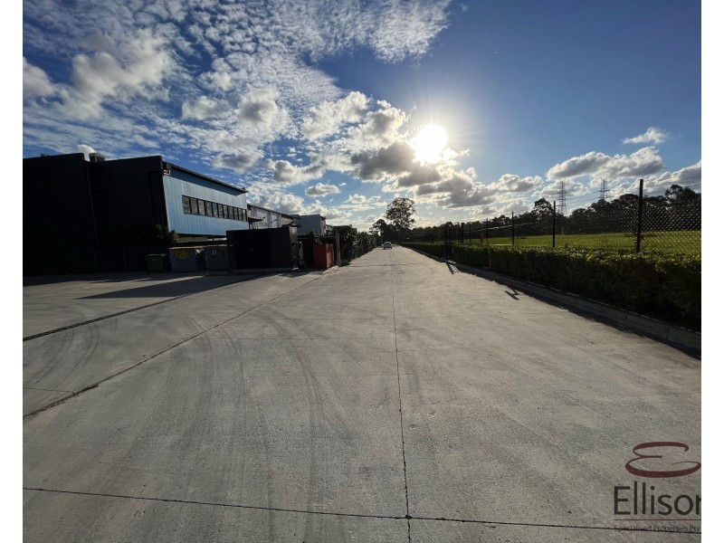 Unit 4&5B/63 Meakin Road, Meadowbrook QLD 4131