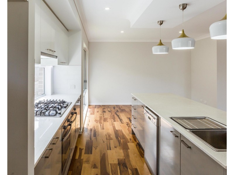 10 Adelaide Crescent, Ormeau Hills QLD 4208