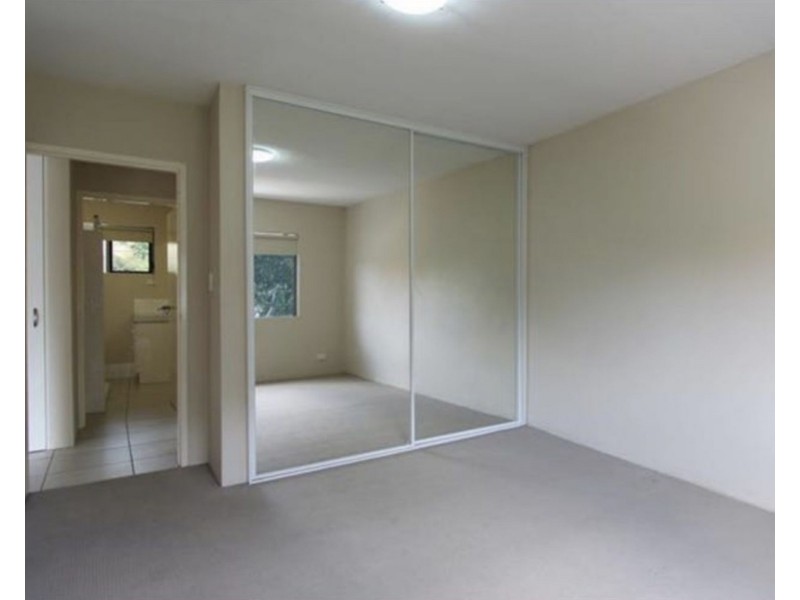 4/140 MUSGRAVE ROAD, Red Hill QLD 4059