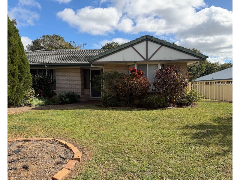 42 Boronia Avenue, Daisy Hill QLD 4127