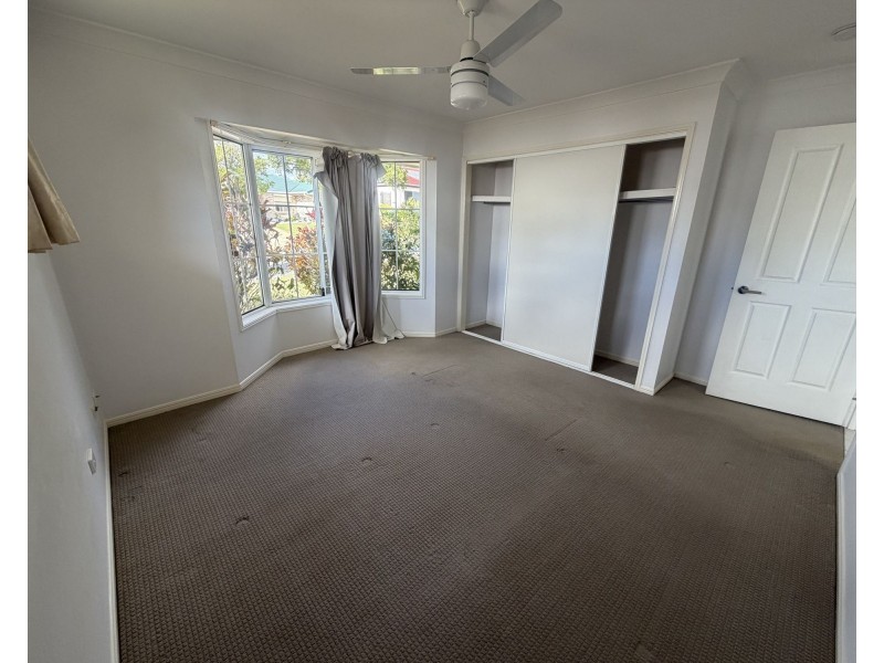 42 Boronia Avenue, Daisy Hill QLD 4127