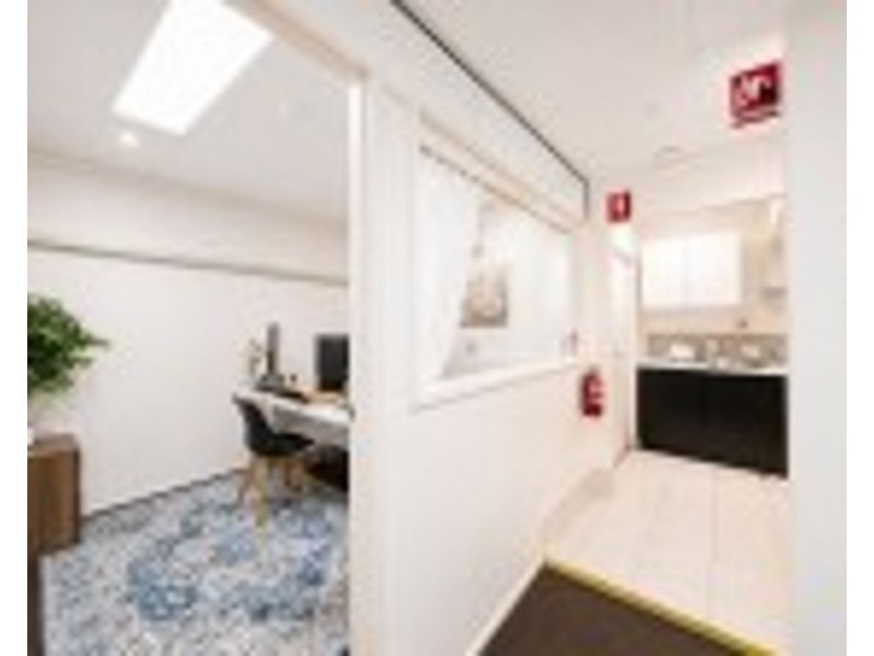 UNIT 7&8/6 Vanessa Boulevard, Springwood QLD 4127