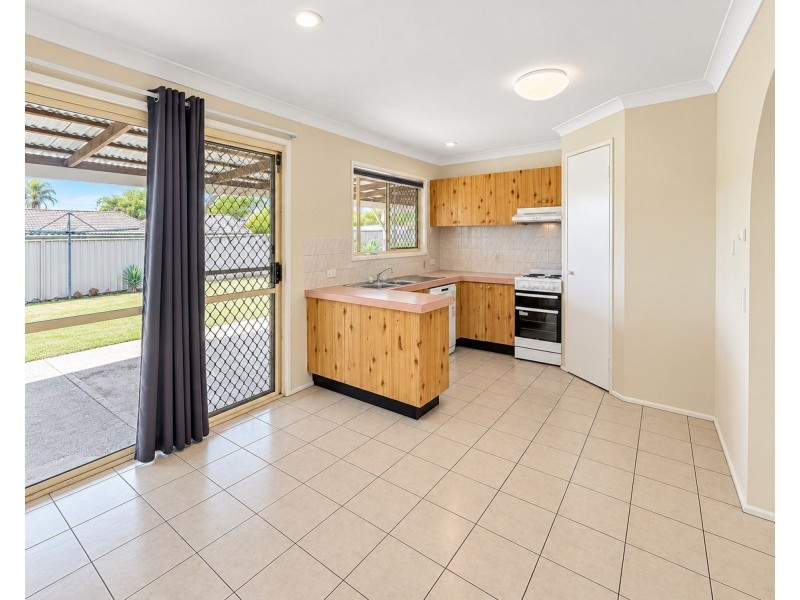 12 MAHONIA CRESENT, Crestmead QLD 4132
