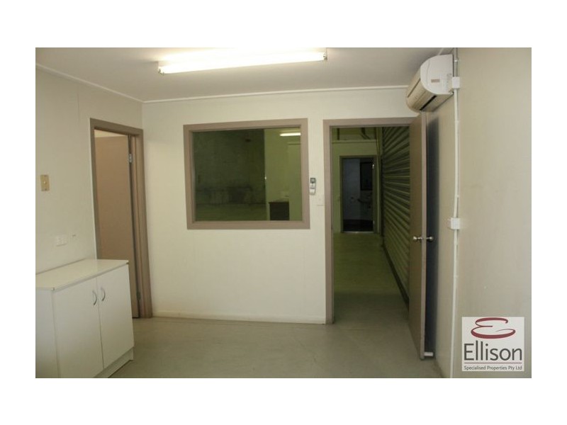 5&6/5 Commerce Circuit, Yatala QLD 4207