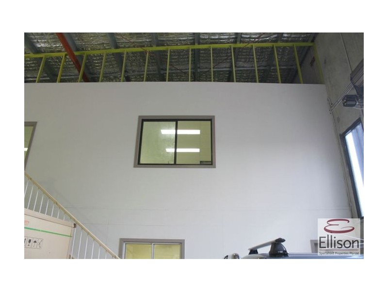 5&6/5 Commerce Circuit, Yatala QLD 4207