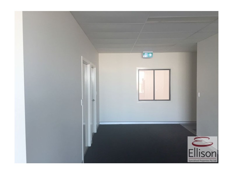 2/15 Henry Street, Loganholme QLD 4129