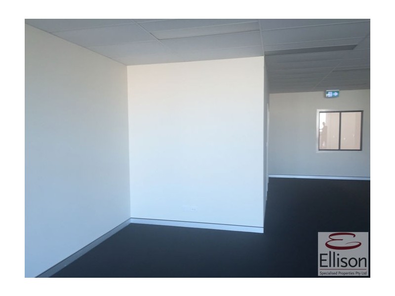 2/15 Henry Street, Loganholme QLD 4129