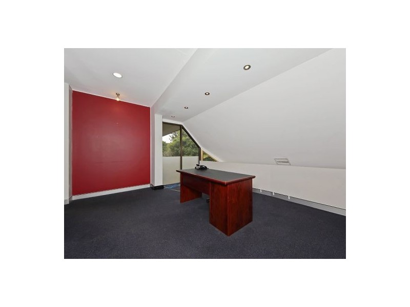 2/24 Vanessa Boulevard, Springwood QLD 4127