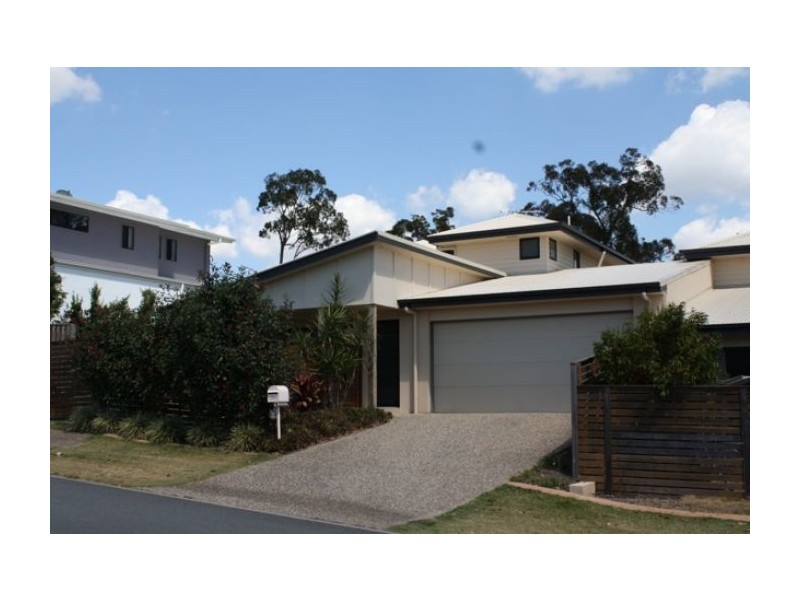 2/2 Auburn Court, Ormeau QLD 4208