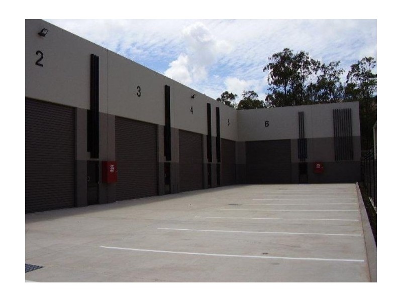 5 & 6/5 Commerce, Yatala QLD 4207