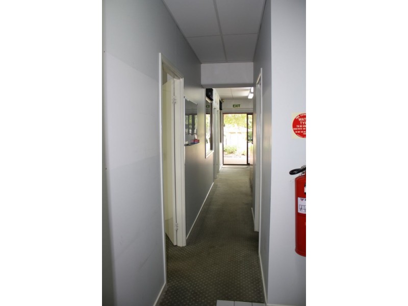 1/24 Vanessa Blvd, Springwood QLD 4127