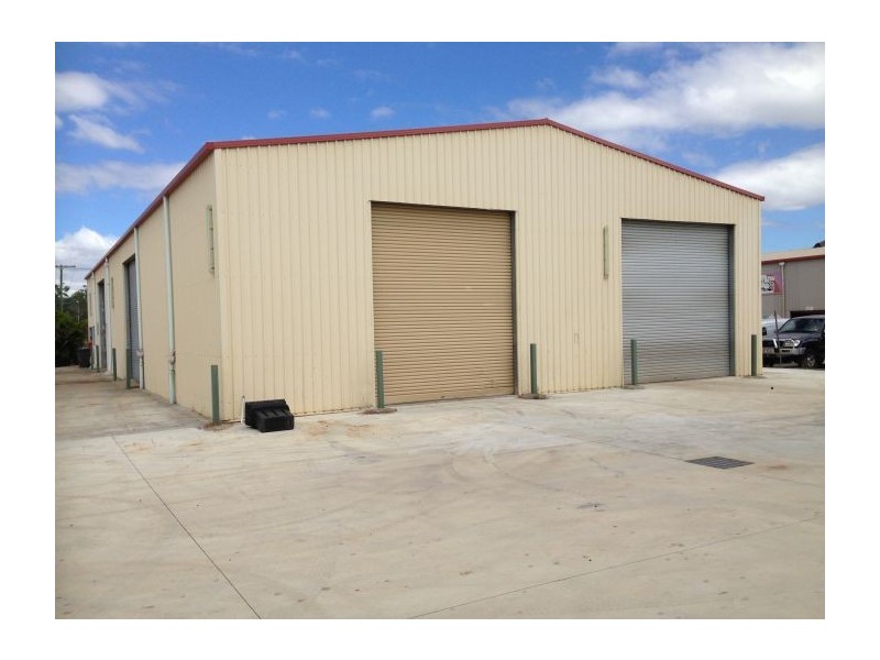 Unit 1/23-25 Centenary Place, Logan Village QLD 4207