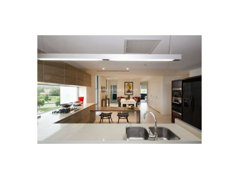 205 King Arthur Terrace, Tennyson QLD 4105