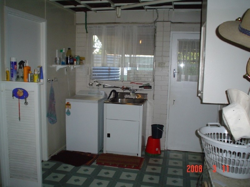 19 Farr Street, Kearneys Spring QLD 4350