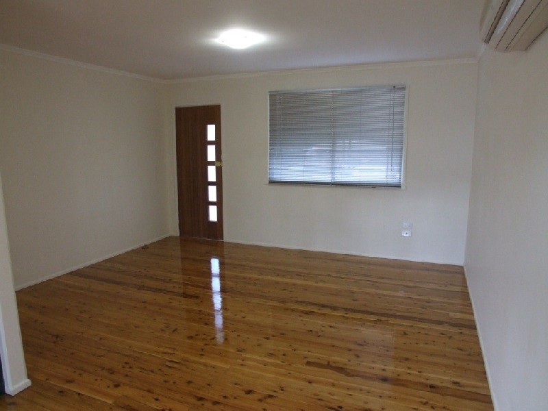 239 Mackenzie Street, Centenary Heights QLD 4350