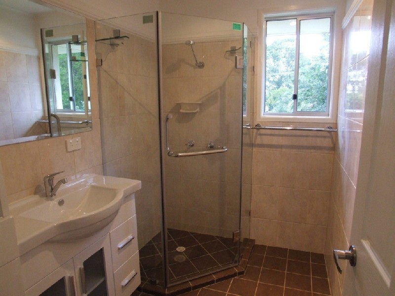 239 Mackenzie Street, Centenary Heights QLD 4350
