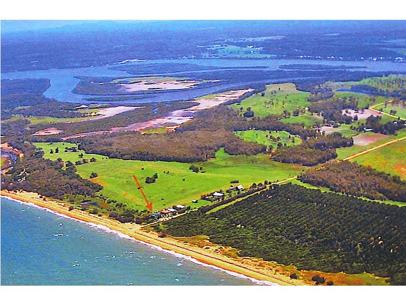 102 Rules Beach Road, Seventeen Seventy QLD 4677